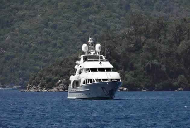yacht-a-moteurs-deluxe-37m-10-pax-361.jpg  