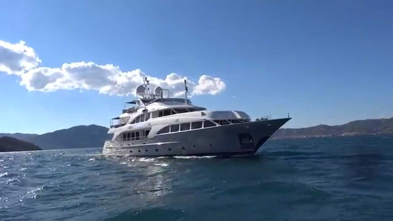 yacht-a-moteurs-deluxe-37m-10-pax-161.jpg