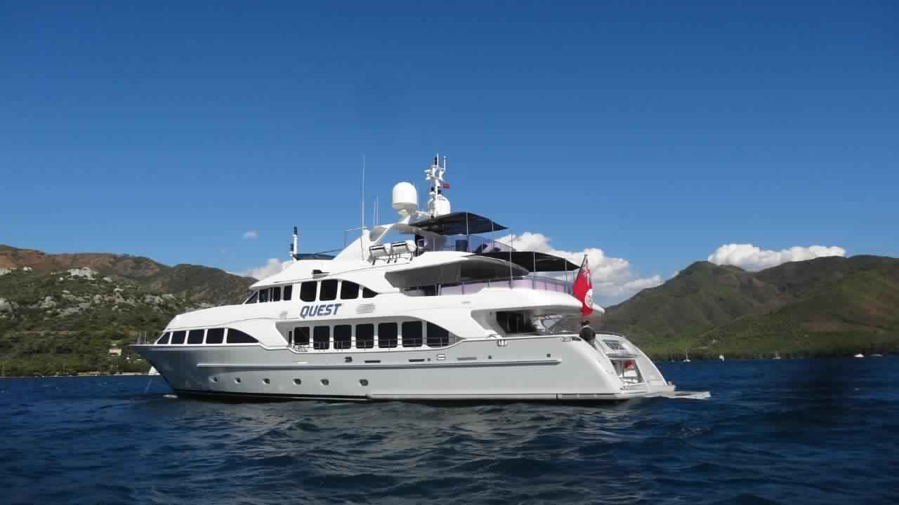 yacht-a-moteurs-deluxe-37m-10-pax-19.jpg