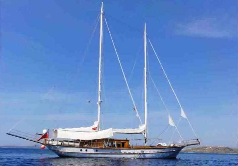 goelette-luxe-28m-6-pax-a-vendre-prestige-boat-32.jpg